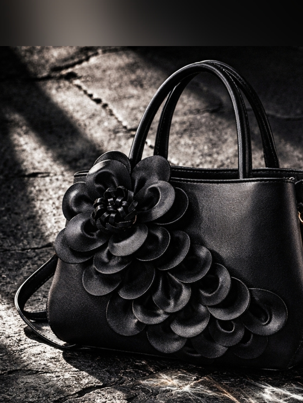 🆕️👜  BLACK FLORAL CASCADING PETAL HANDBAG / PURSE👜 - Picture 5 of 16